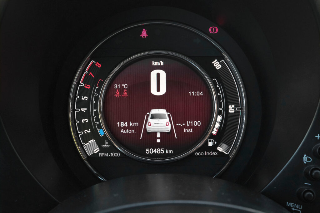 Fiat 500 1.0 Hybrid Club MHEV