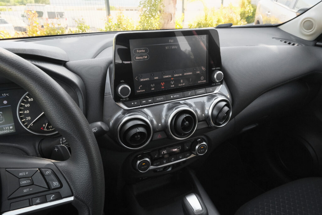 Nissan Juke 1.0 DIG-T Caixa Automática