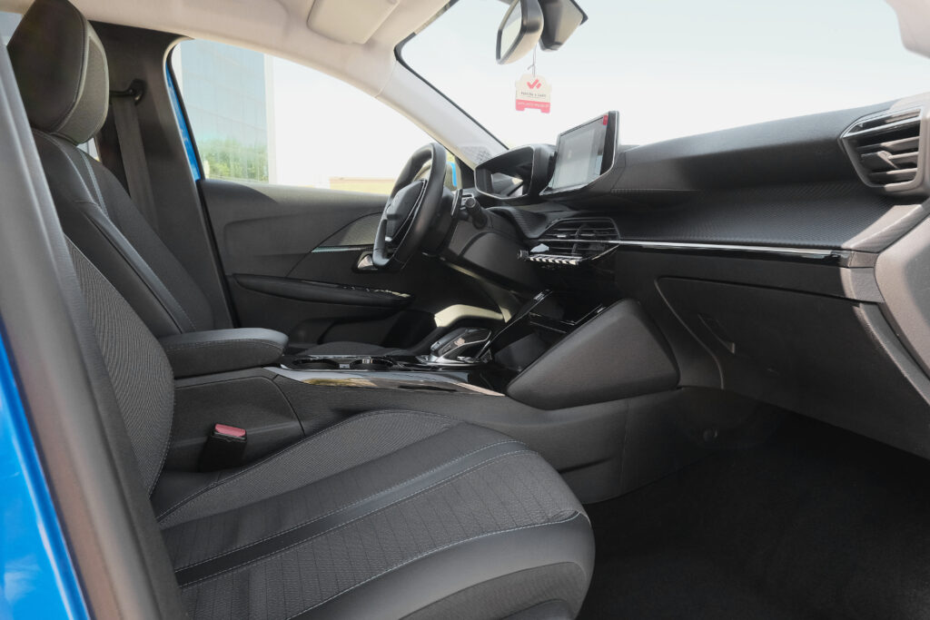 Peugeot 208 1.2 PureTech Allure Automático