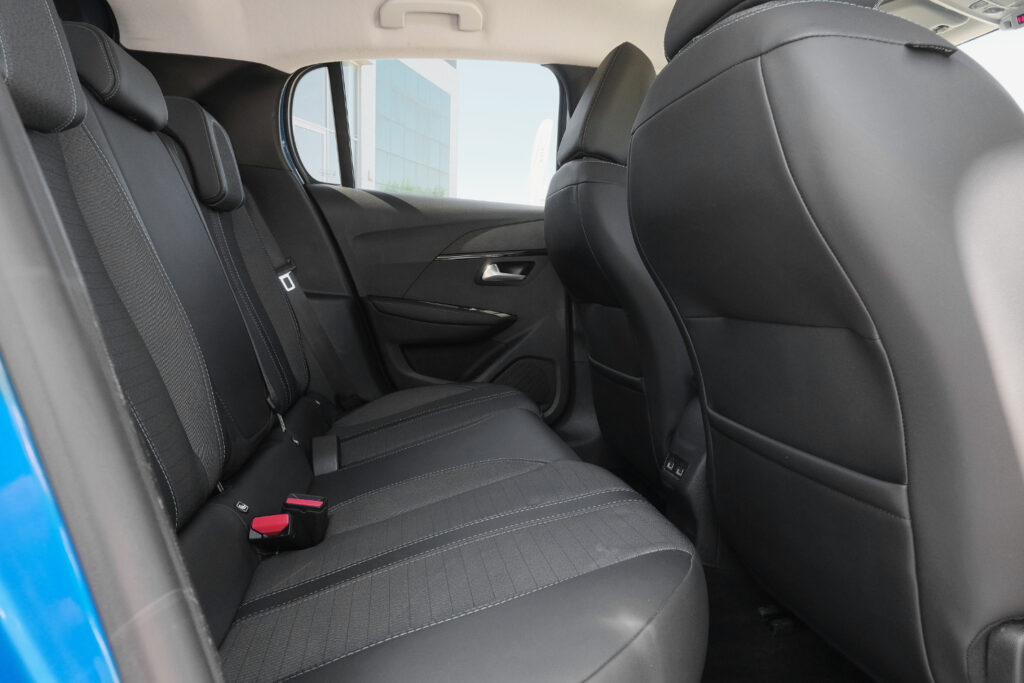 Peugeot 208 1.2 PureTech Allure Automático