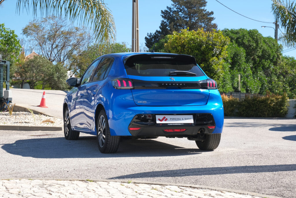 Peugeot 208 1.2 PureTech Allure Automático