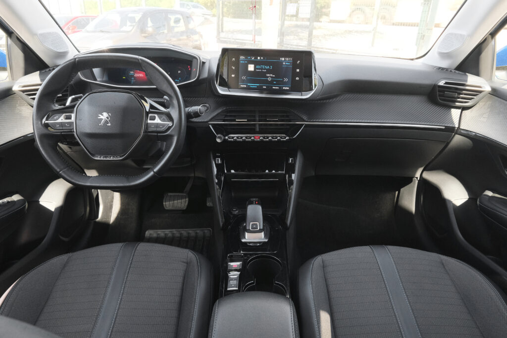 Peugeot 208 1.2 PureTech Allure Automático