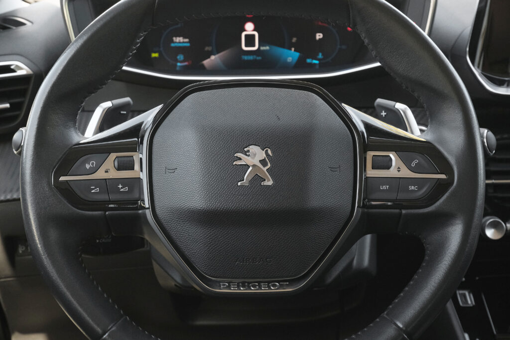 Peugeot 208 1.2 PureTech Allure Automático