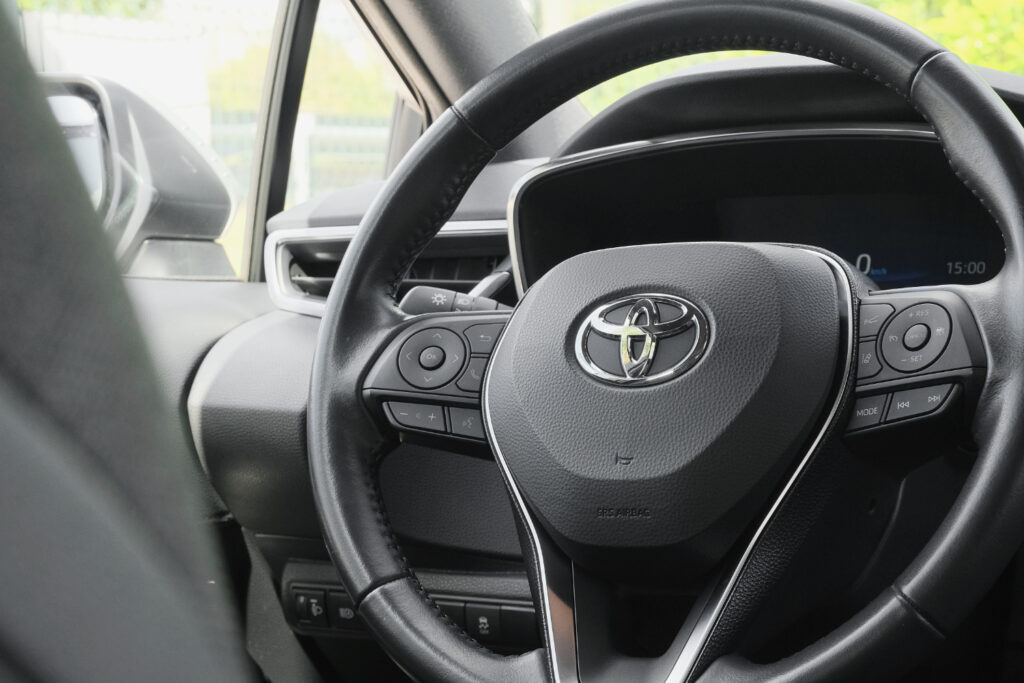 Toyota Corolla Touring Sports 1.8 Hibrid Comfort + P.Sport