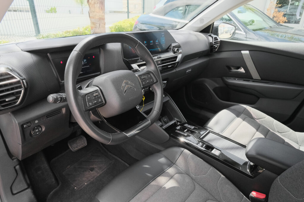 Citroen C4 1.2 PureTech S&S EAT8 Peel Pack