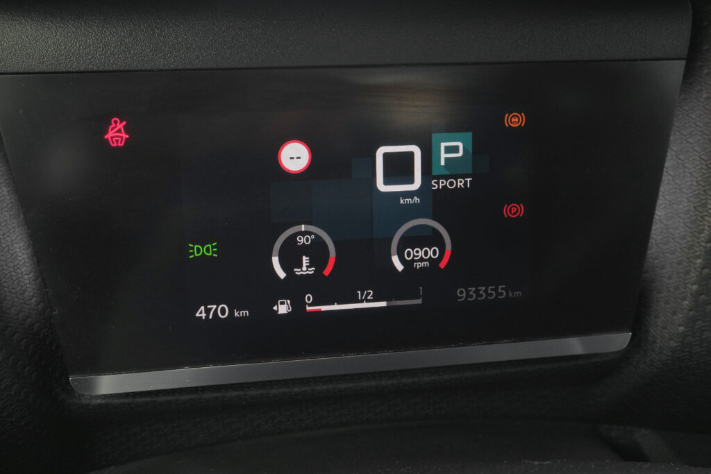 Citroen C4 1.2 PureTech S&S EAT8 Peel Pack