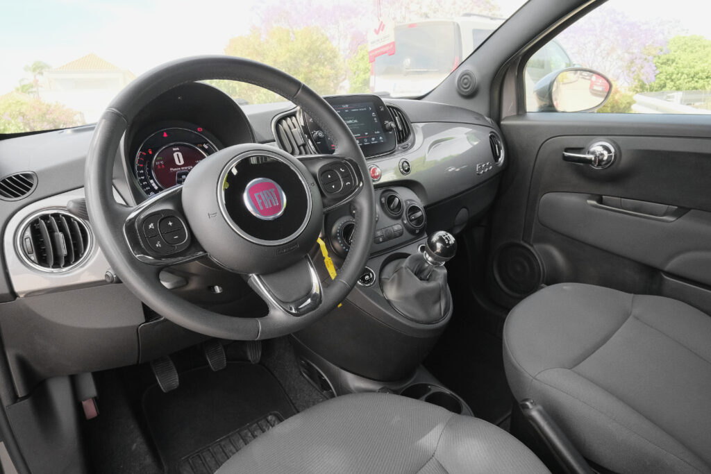Fiat 500 1.0 Hybrid Club MHEV