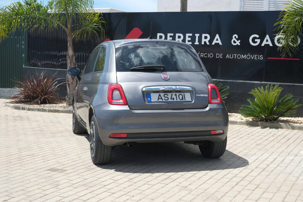 Fiat 500 1.0 Hybrid Club MHEV