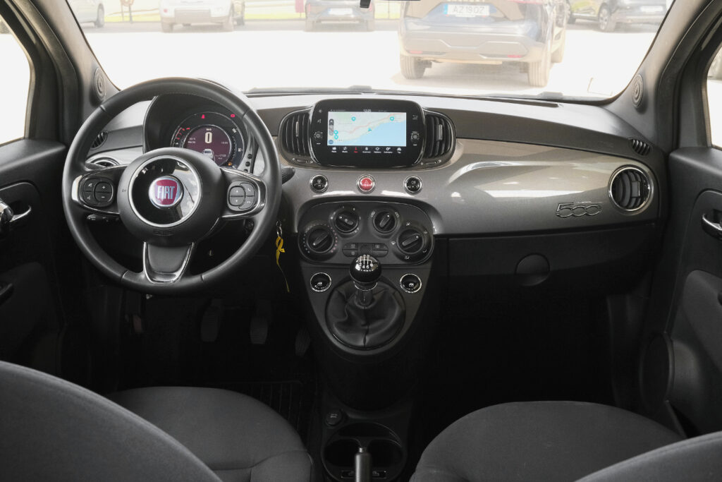 Fiat 500 1.0 Hybrid Club MHEV