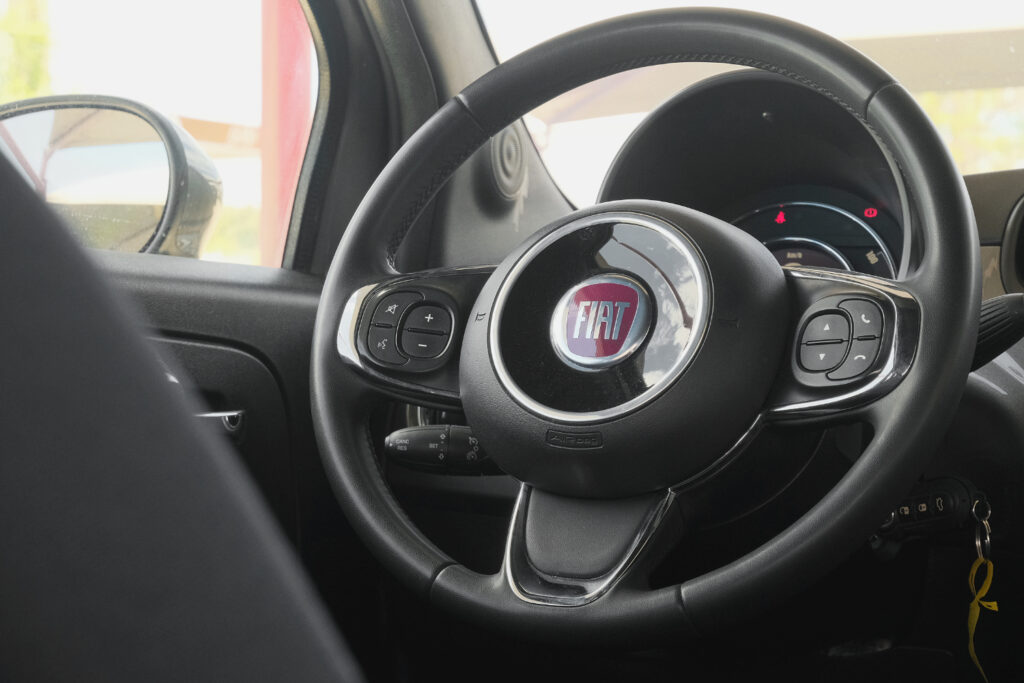 Fiat 500 1.0 Hybrid Club MHEV
