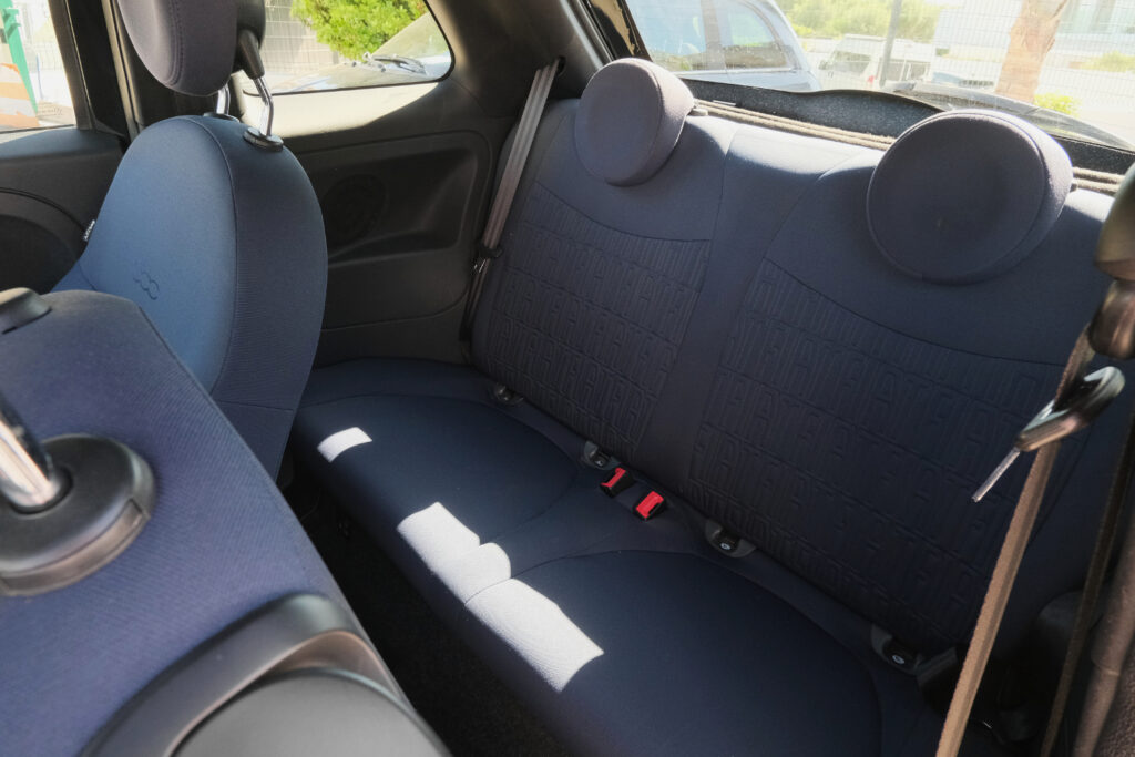Fiat 500 1.0 Hybrid Club MHEV