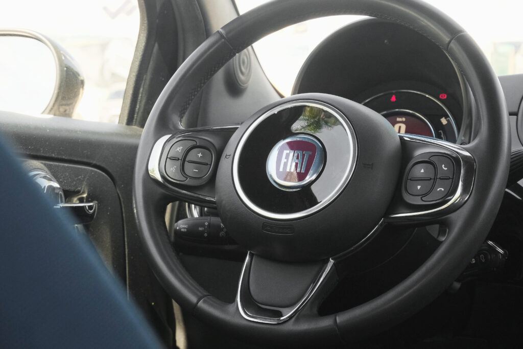 Fiat 500 1.0 Hybrid Club MHEV