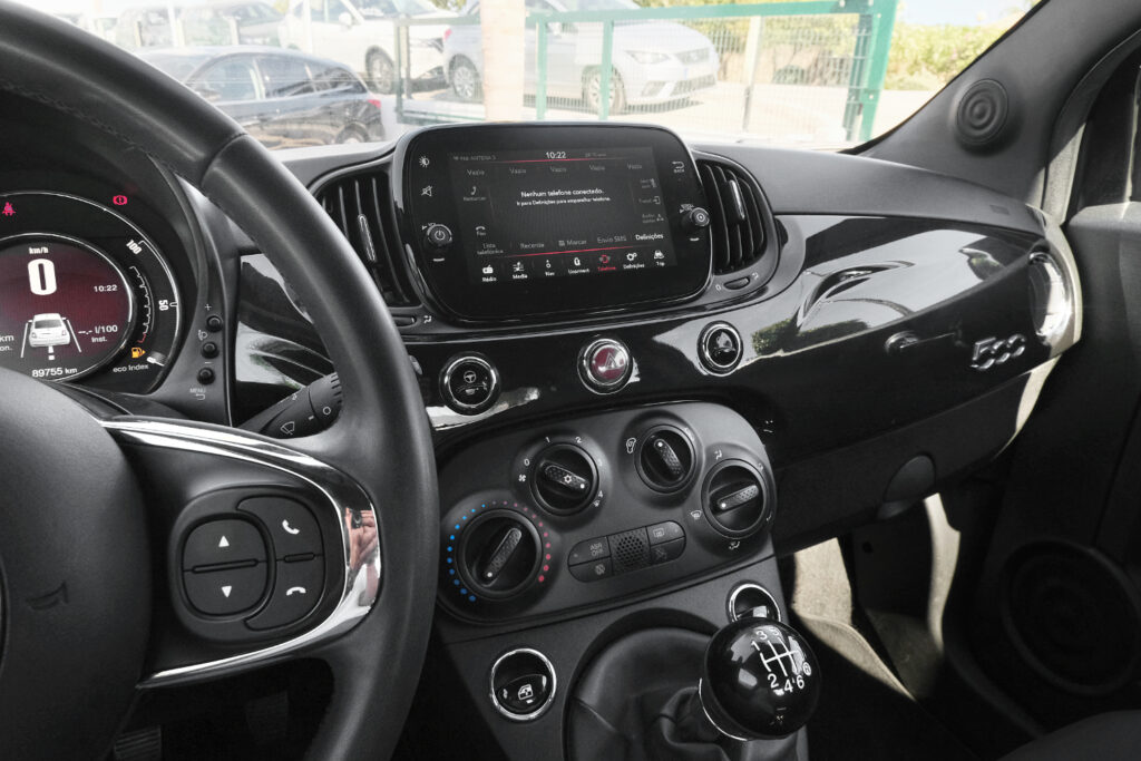Fiat 500 1.0 Hybrid Club MHEV