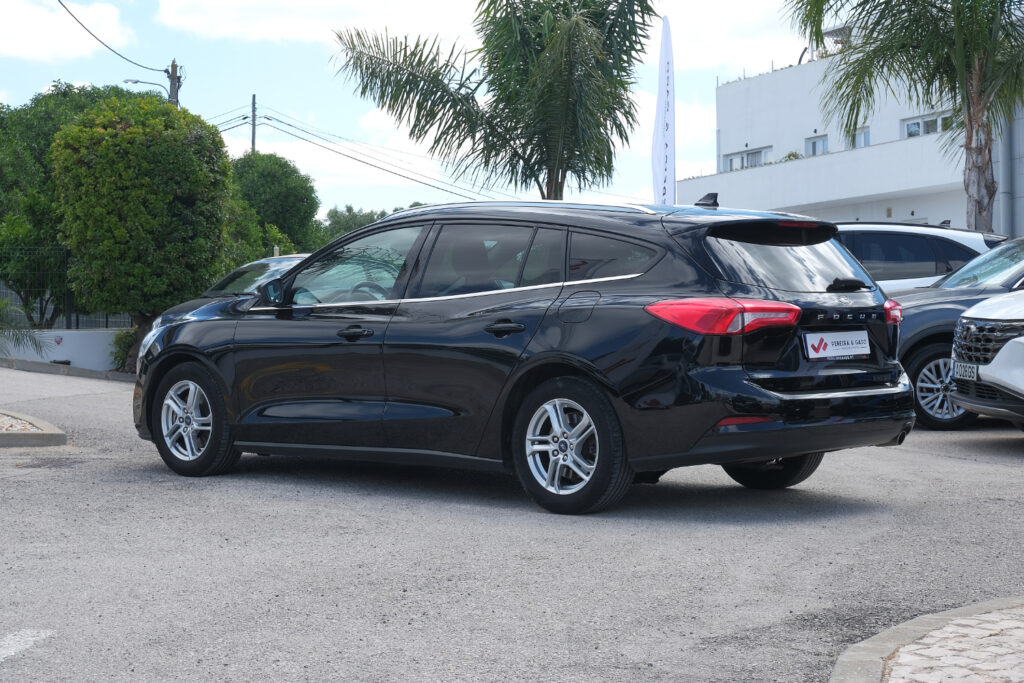 Ford Focus SW 1.5 TDCi Ecoblue Business