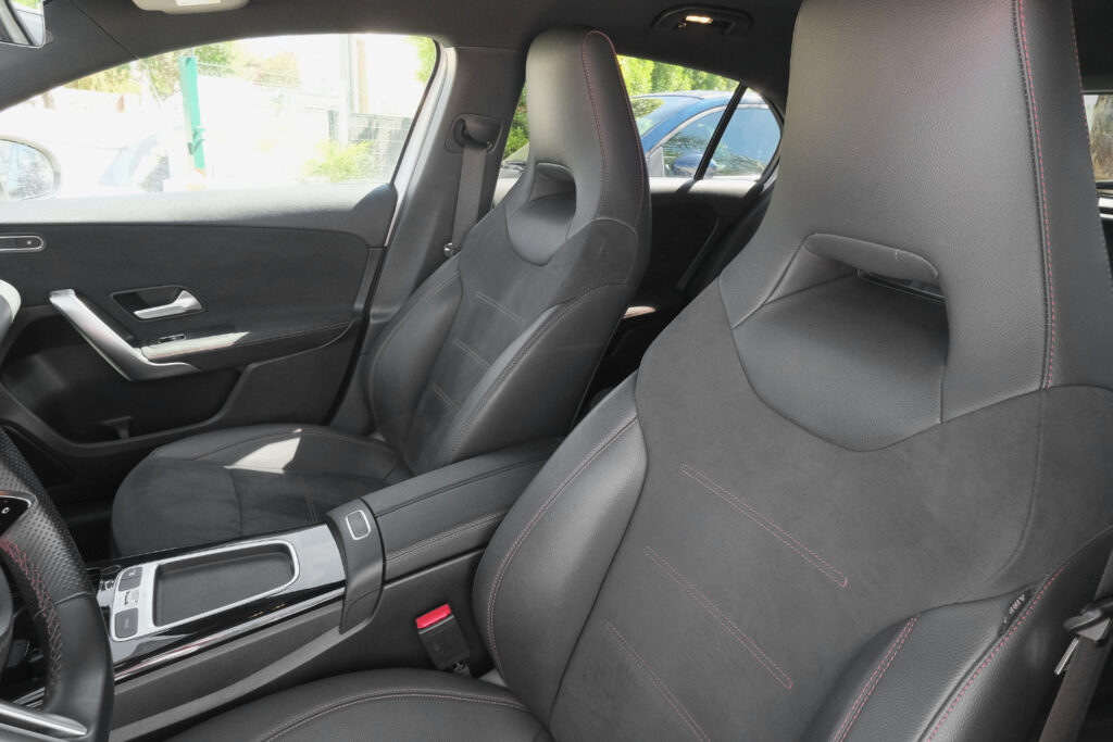 Mercedes-Benz A250e AMG Auto