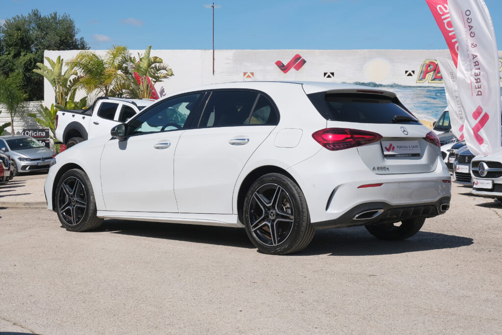 Mercedes-Benz A250e AMG Auto