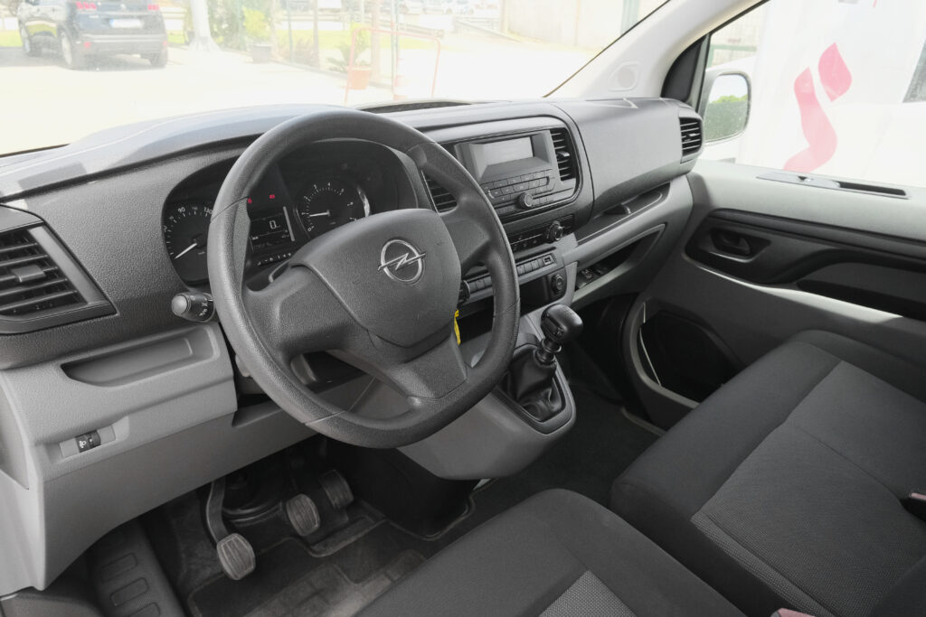 Opel Vivaro 1.5 dCi L1H1 3 Lugares