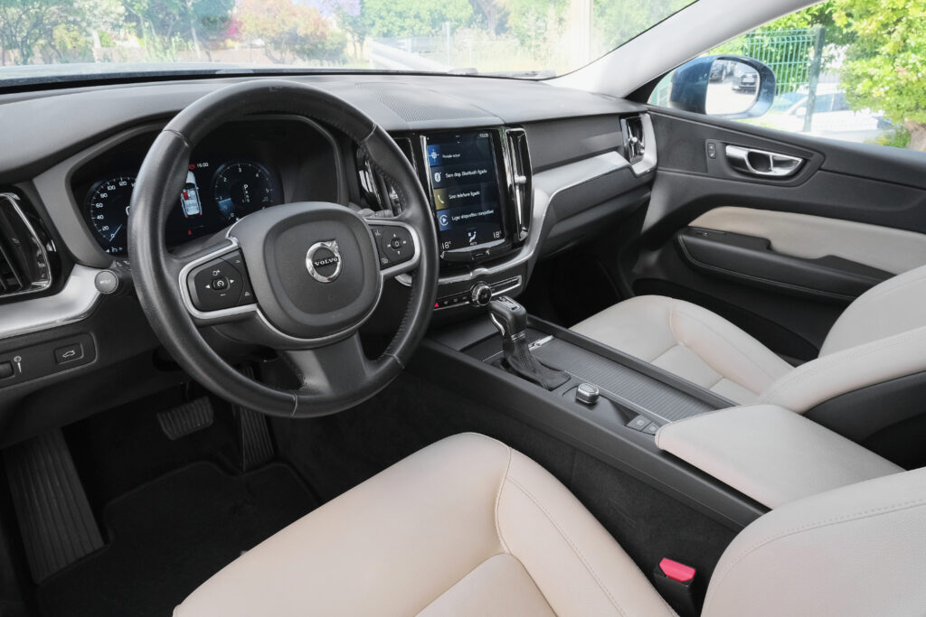Volvo XC60 2.0 D4 Momentum