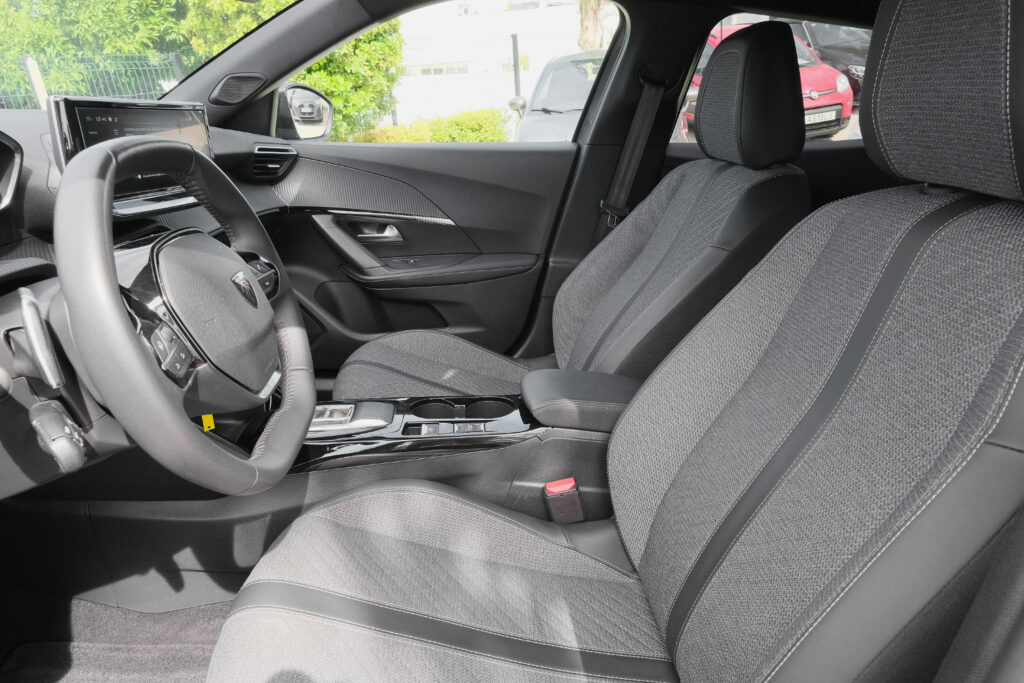 Peugeot 2008 1.2 PureTech Allure Auto