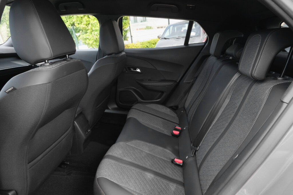 Peugeot 2008 1.2 PureTech Allure Auto
