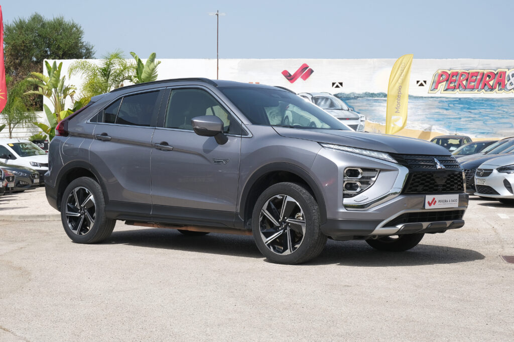 Mitsubishi Eclipse Cross 2.4