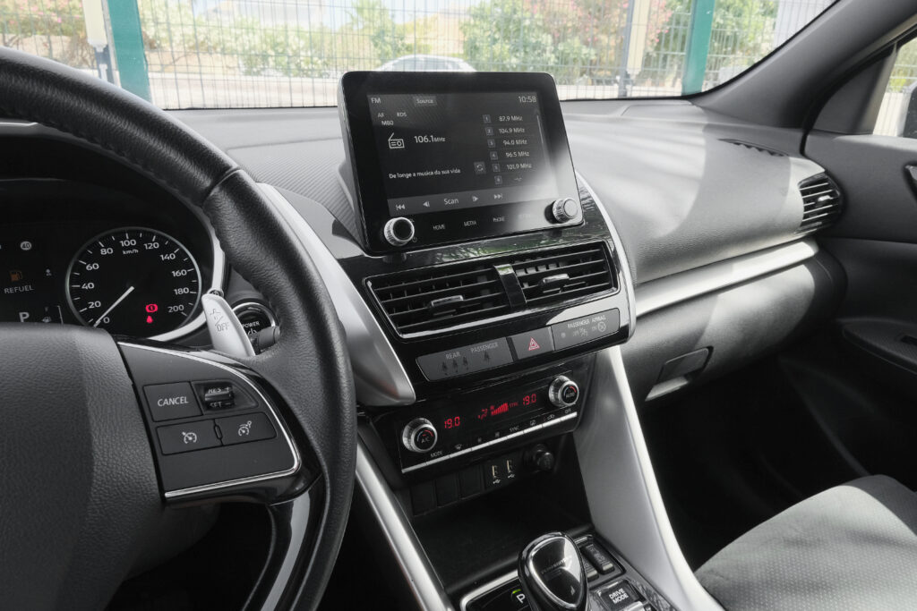 Mitsubishi Eclipse Cross 2.4