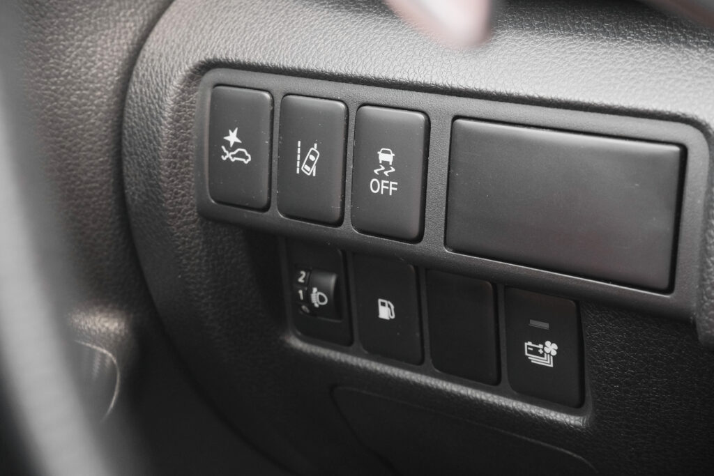 Mitsubishi Eclipse Cross 2.4