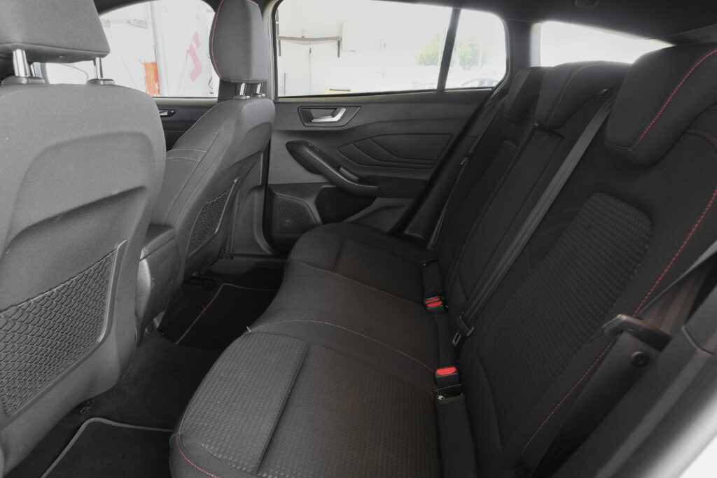 Ford Focus SW St-Line 1.0 EcoBoost MHEV