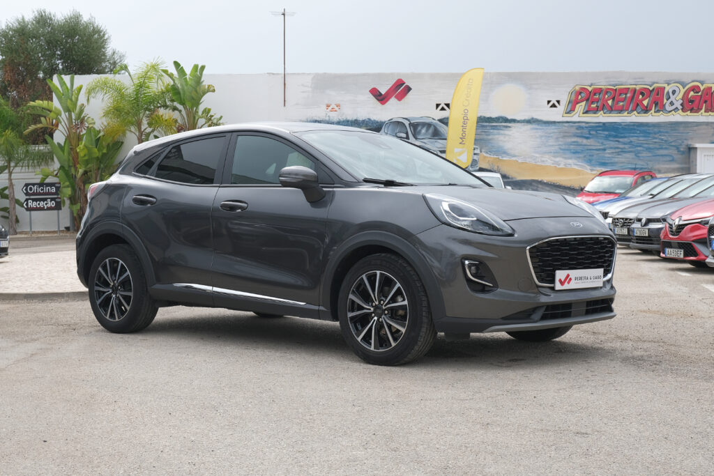 Ford Puma 1.0 Ecoboost MHEV Titanium
