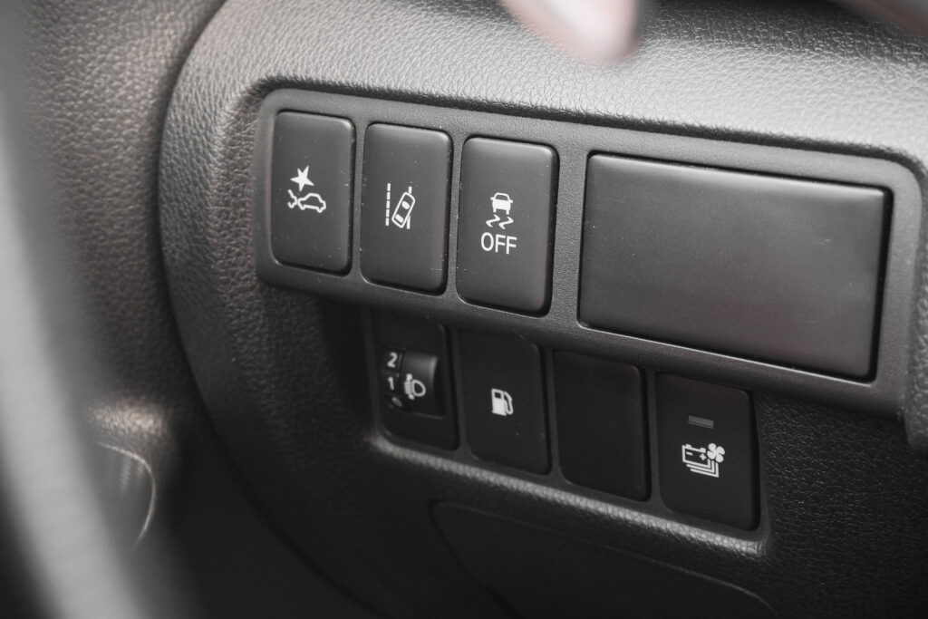Mitsubishi Eclipse Cross 2.4