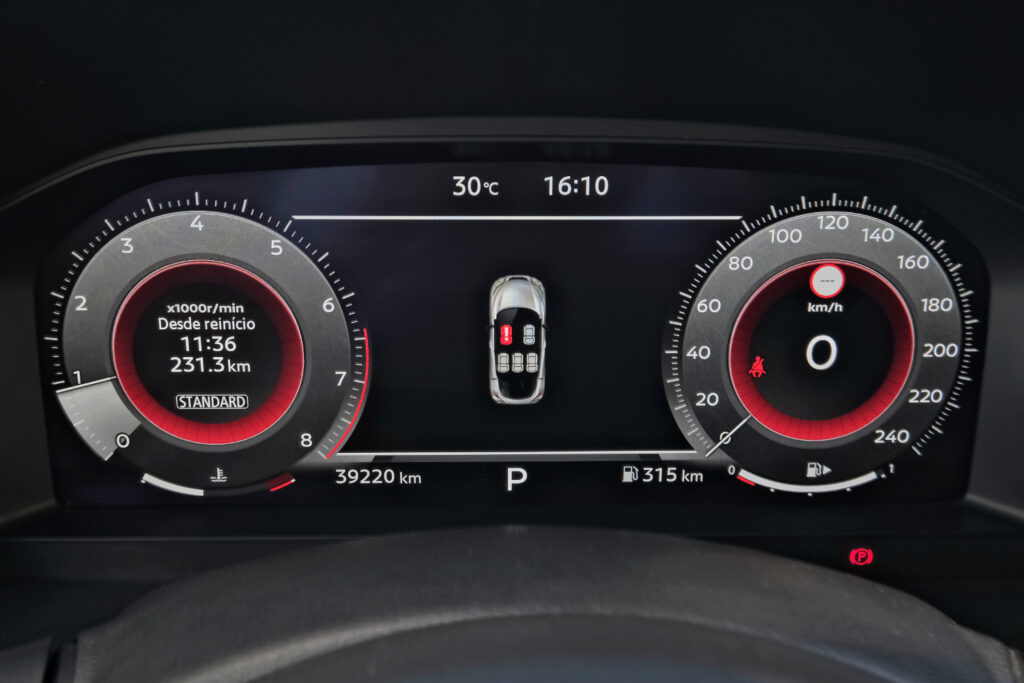 Nissan Juke 1.0 DIG-T Auto