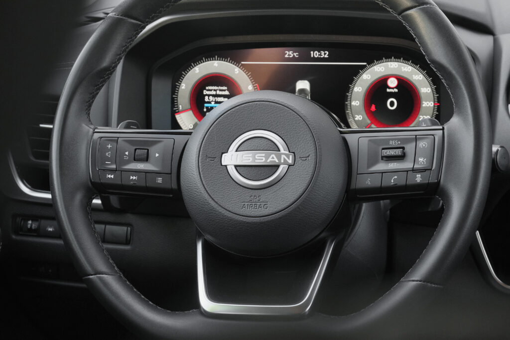 Nissan Qashqai 1.3 DIG-T N-Connecta Xtronic