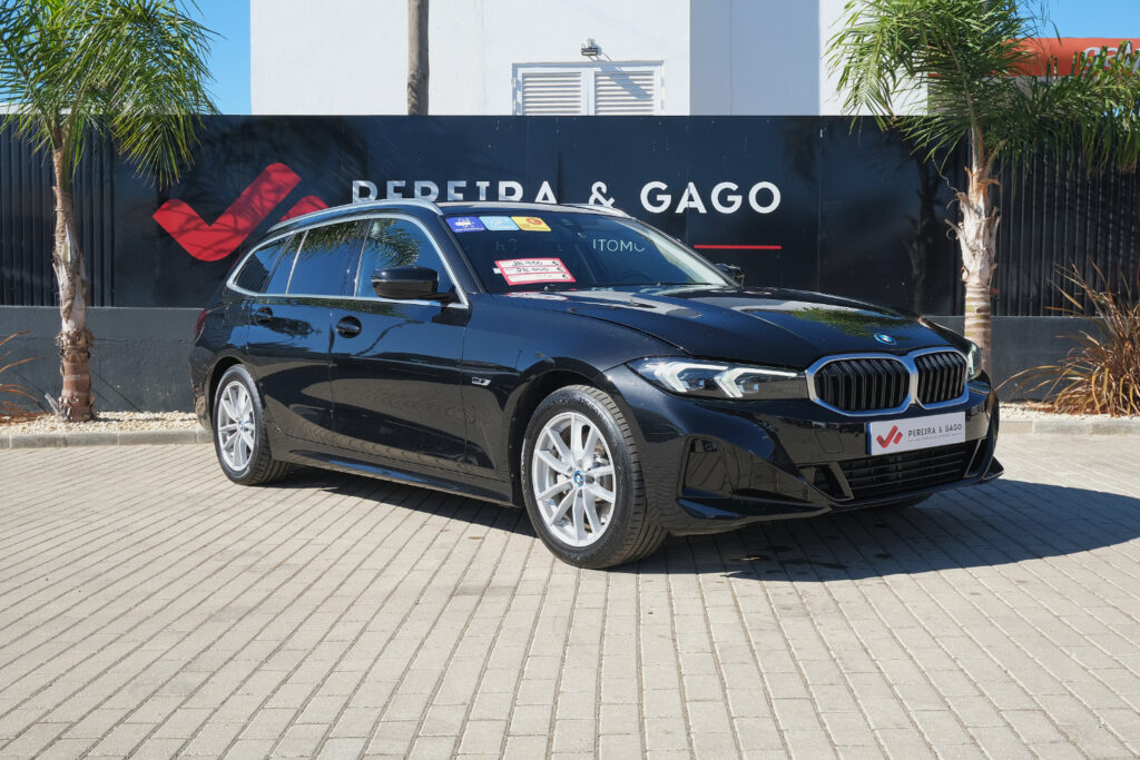 BMW 320e Touring Auto