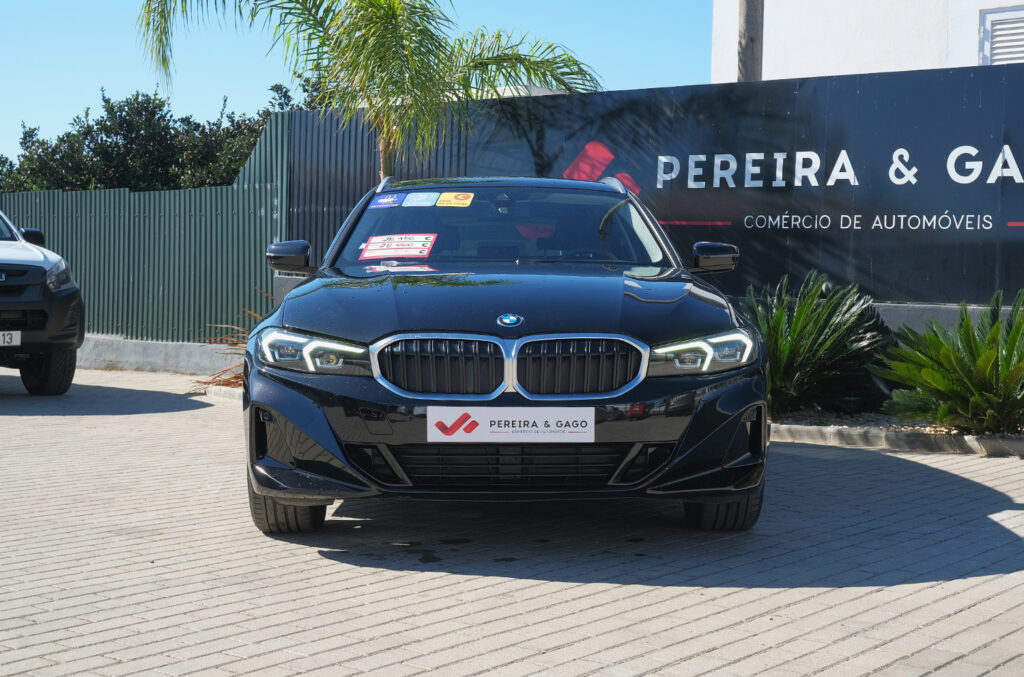 BMW 320e Touring Auto