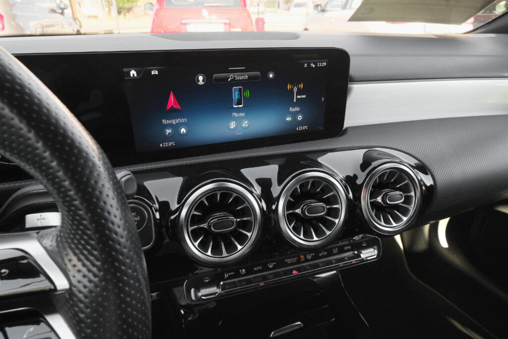 Mercedes-Benz CLA 180d 2.0D Shooting Brake