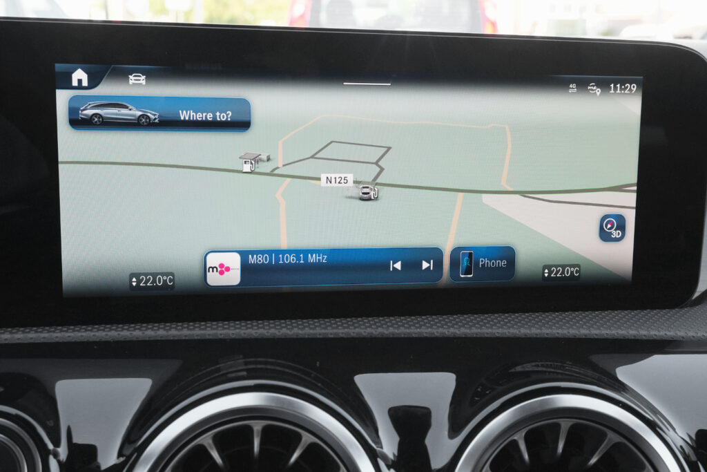 Mercedes-Benz CLA 180d 2.0D Shooting Brake