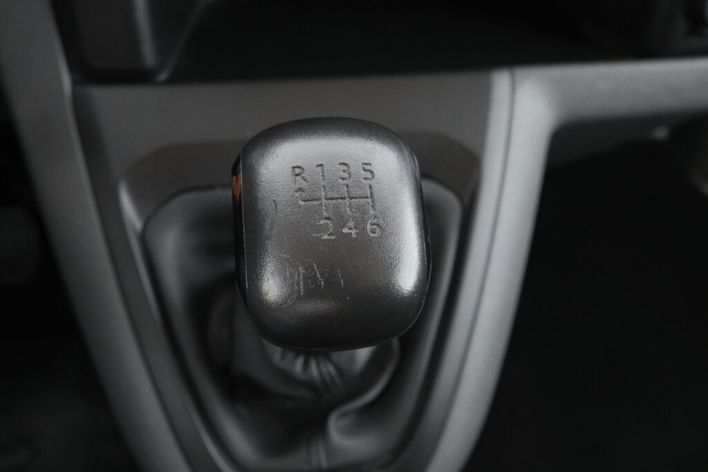 Opel Vivaro 1.5 dCi L2H1 Essentia Van 3Lugares