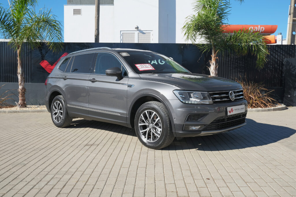 Volkswagen Tiguan Allspace 2.0 Tdi Confortline